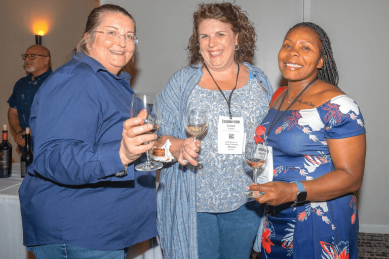 Featured Blog Cover Photo Size-5-min Women in Craft