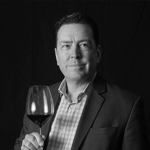 LarsLeicht_Headshot2022